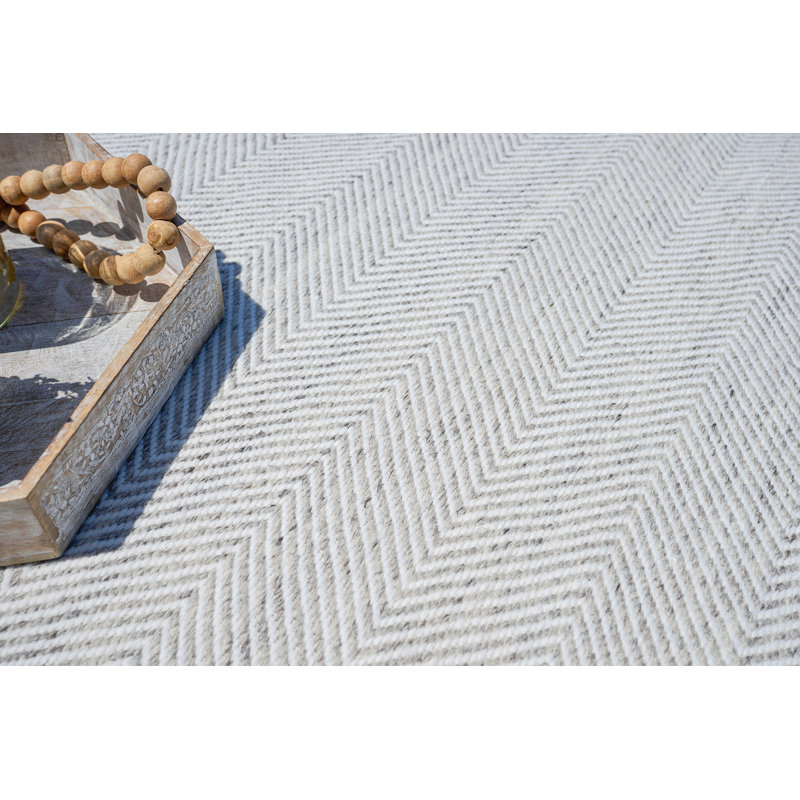 Bintan Chevron Area Rug, Rectangle 2' x 3'
