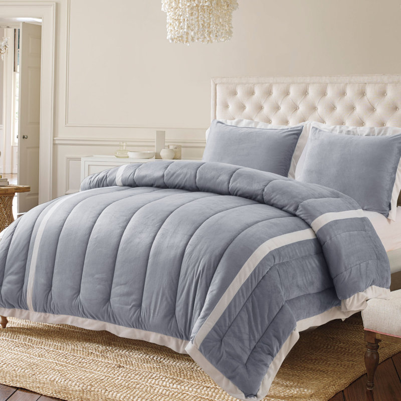 Polyester Channel Comforter, Queen Comforter, Gray
