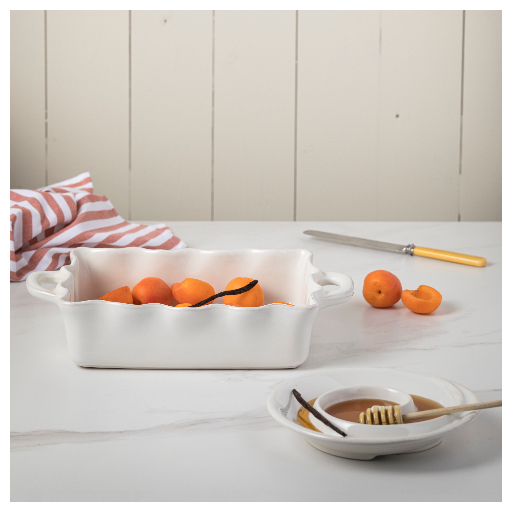 Cook & Host Rectangle Stoneware Baker, White