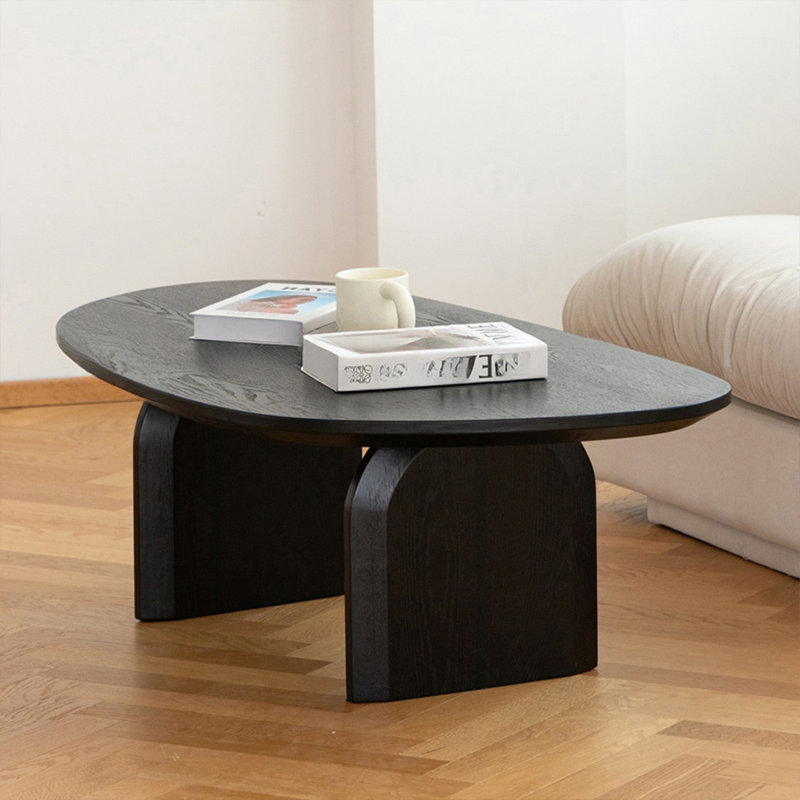 Table basse noire en bois massif