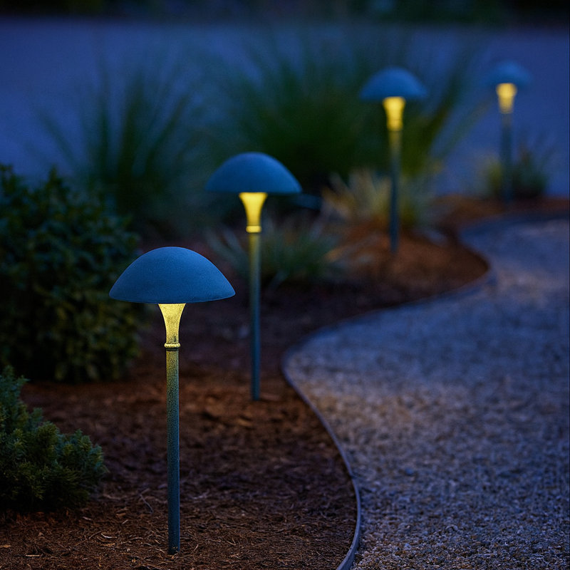 Mushroom 120V Aluminum Outdoor Path Light