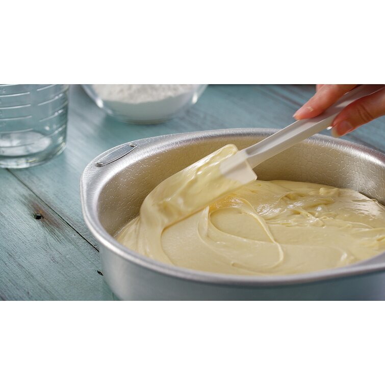 Doughmakers Aluminum Non-Stick Round Cake Pan