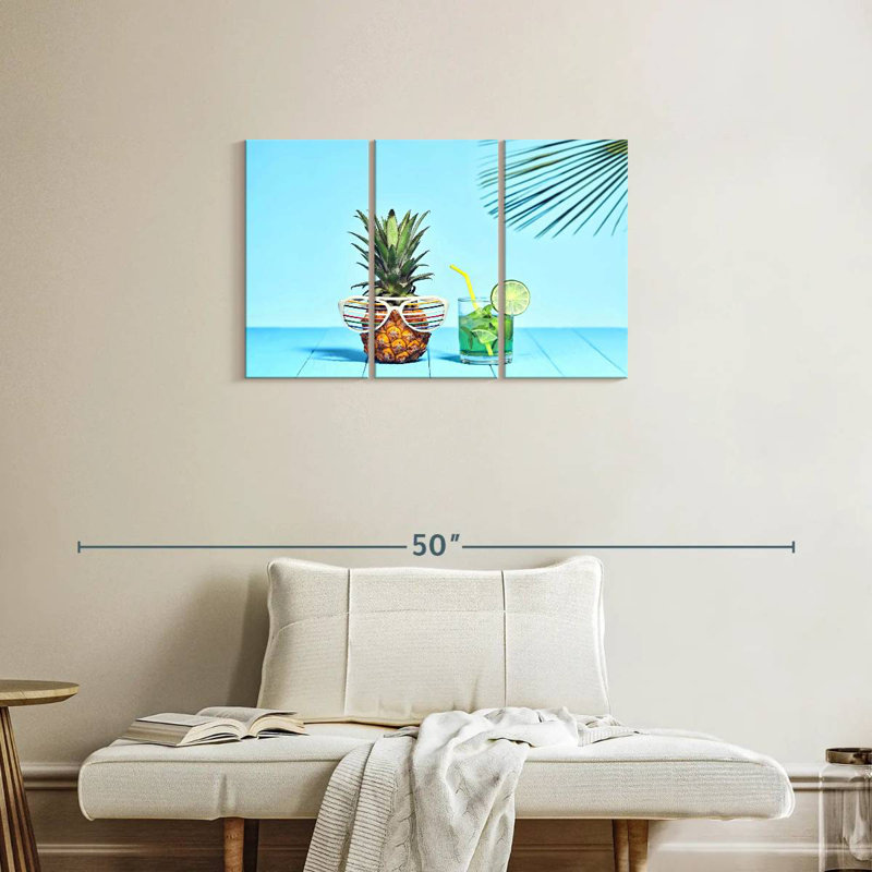 Yarlin Cool Summer Pineapple, 20" H x 33" W