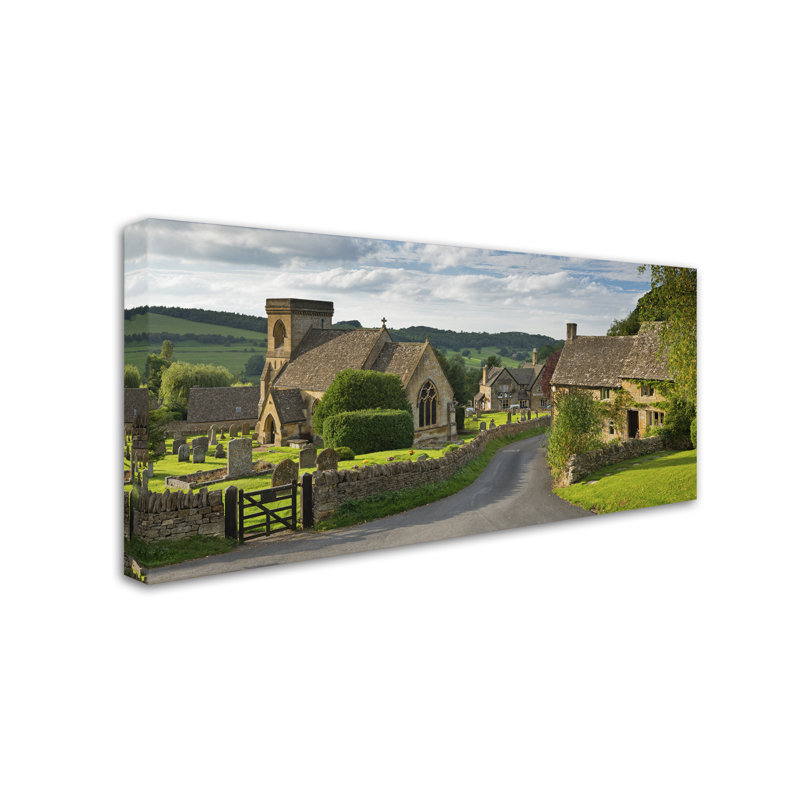 «Village with a View» par Moises, reproduction de photo sur toile tendue, H 24 po x l 47 po x P 2 po