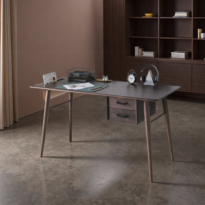 Bureau simple en bois de noyer massif et élégant