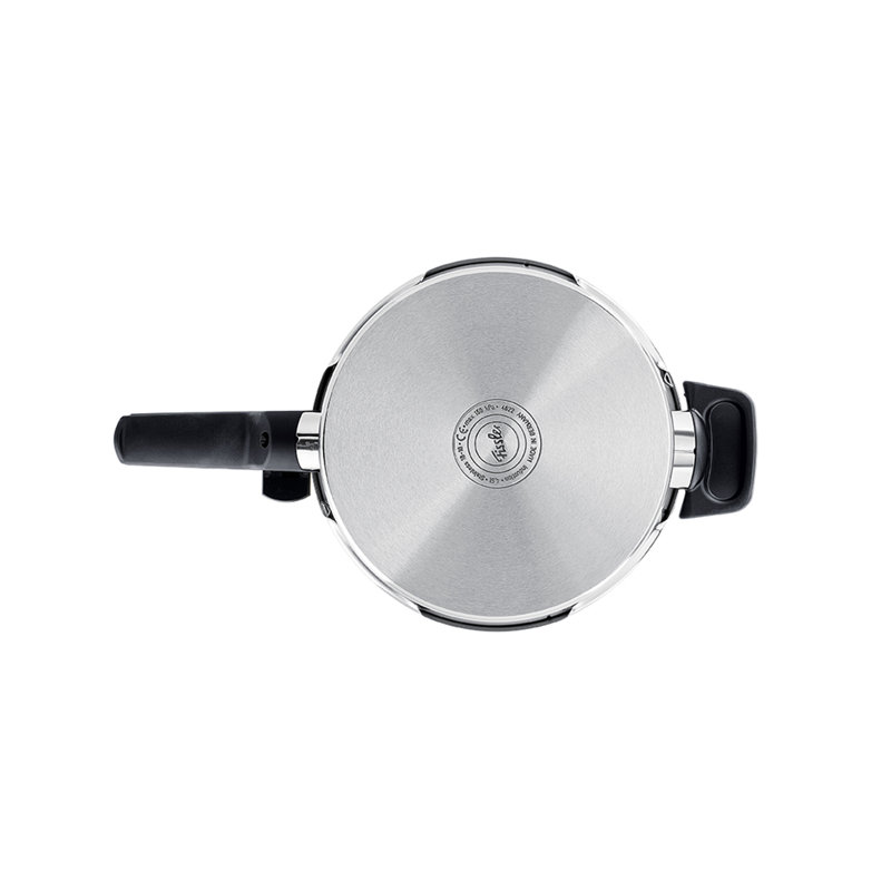 Fissler® Vitaquick® Premium Large Size 2-piece Set, 4.3 Quart and 8.5 Quart Pressure Cooker, 7.1" W x 11.8" D