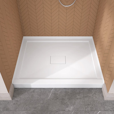 42 po x 34 po Base de douche en acrylique à simple seuil avec drain carré caché au centre en blanc