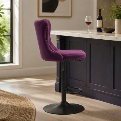 Tabourets de bar pivotants en velours à hauteur réglable de 25 à 33 pouces, base de 17,7 pouces, tabourets de bar rembourrés modernes avec dossier capitonné confortable pour un pub à domicile et un îlot de cuisine, ensemble de 2