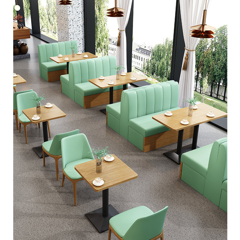 Bancs de restaurant simple et moderne avec dessert, Vert