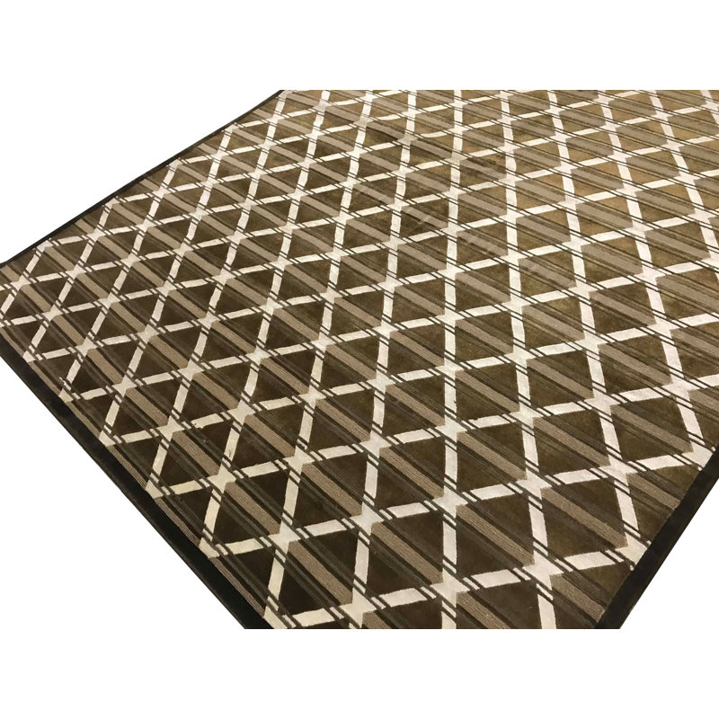 Himalayan Wool Geometric Area Rug in Brown