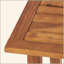 Charmante table d'appoint d'extérieur pour des moments de détente sur la terrasse et des cours élégantes.
