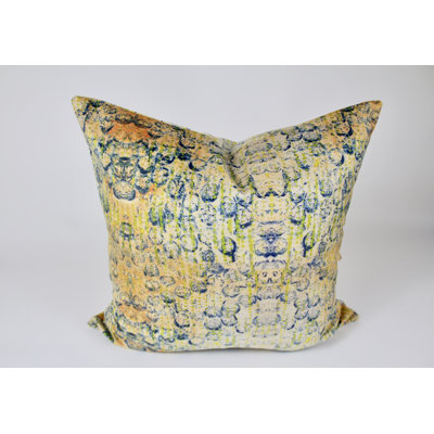 Coussin en velours rose pastel