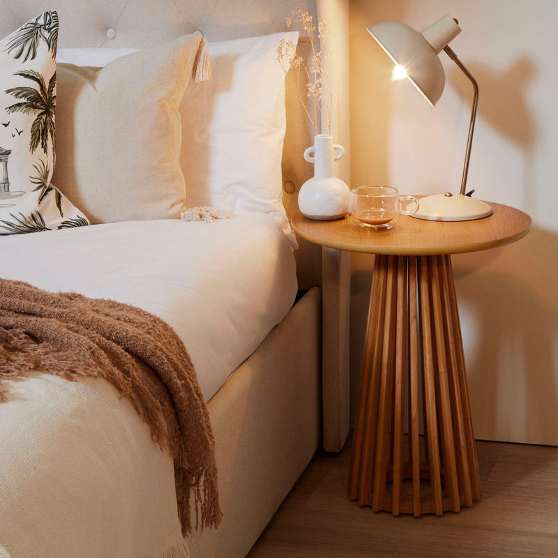 Hopley End Table, Classic Oak
