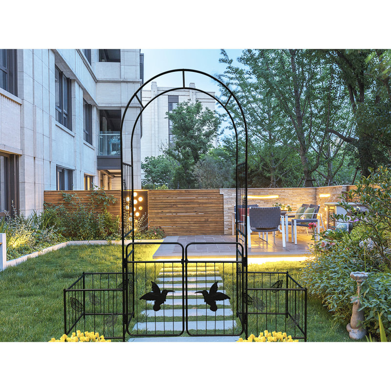 Treillis de jardin en métal noir avec portes, adapté à diverses plantes grimpantes comme les vignes, et à la rose