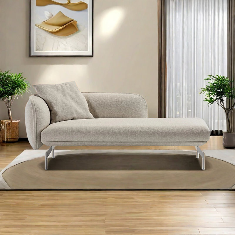 Chaise en pin massif et élégant, Accoudoir à gauche (vu de face)
