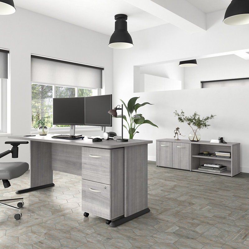 Ensemble de bureau d'ordinateur Studio A