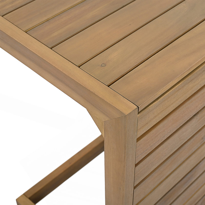 Table de bout en forme de C, petite table d'appoint au design polyvalent pour le patio et la cour, fabrication en bois d'acacia durable