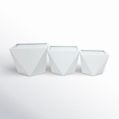Esma Metal Planter