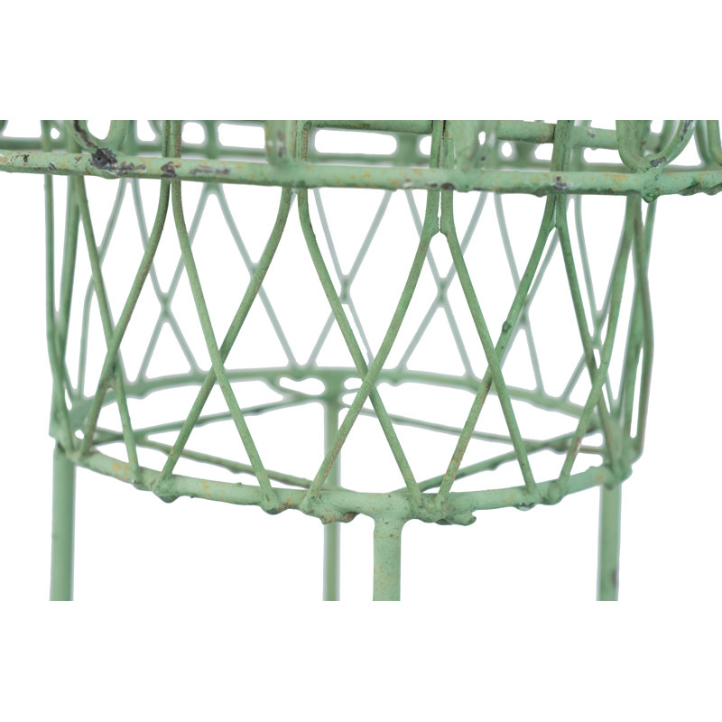 D97F2F3A2DD947C7944C25D0838DDC01, Vert