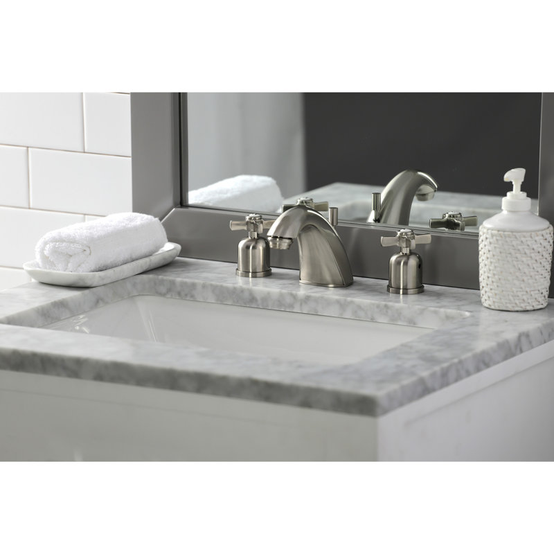 Robinet de salle de bain espacé Kingston, Nickel brossé