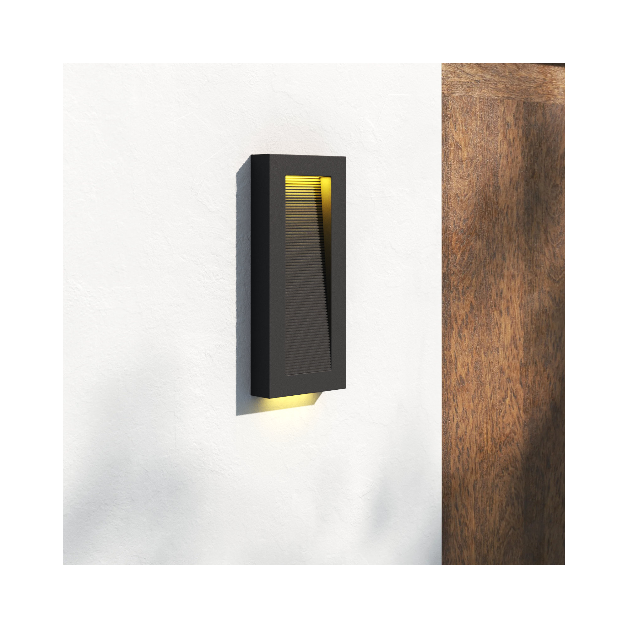 Vossi Outdoor Aluminum LED Wall Light, 16" H x 7" W x 2" D