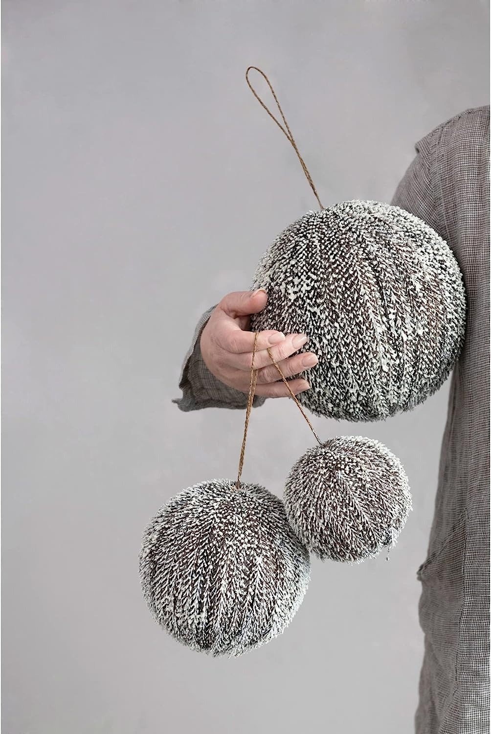 Bauble, 6.25" H x 6.25" W x 6.25" D