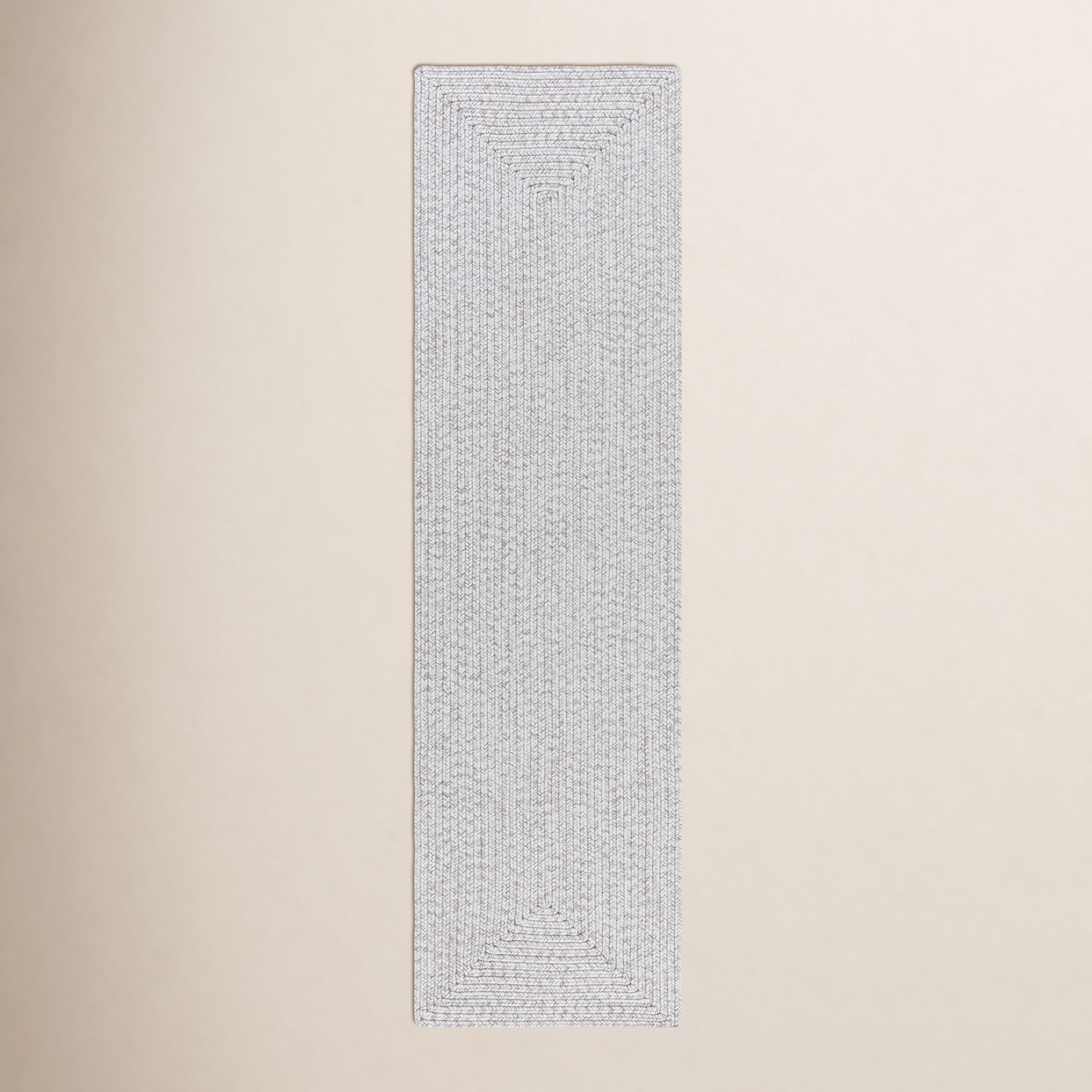 Edie Gray White Hand-Braided Outdoor Shag Rug, Gray Silver, Runner 2'3" x 6'