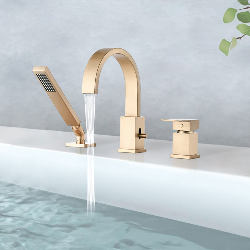 Robinet de baignoire cascade avec poignée levier. Fixation à 3 plateaux, or brossé, acier inoxydable, cartouche en céramique pour support de contrôle. 3, bains élégants