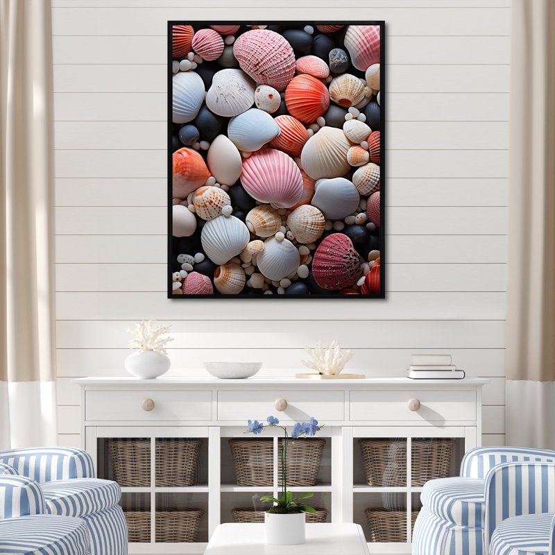 Coquillage rose sur la plage - impression, H 32 po x l 16 po x P 1 po, Cadre flottant noir
