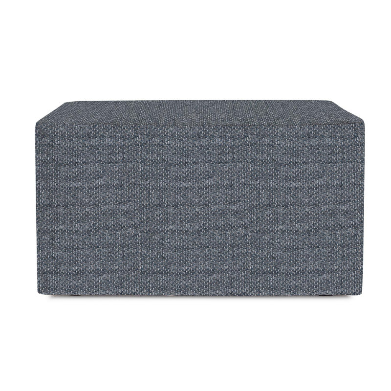 Universal Upton Panama, Indigo