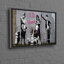 Art mural en toile de coton d'inspiration Street Art mettant en vedette des mamies emblématiques de graffiti, idéal pour ajouter une touche contemporaine abstraite à votre décor