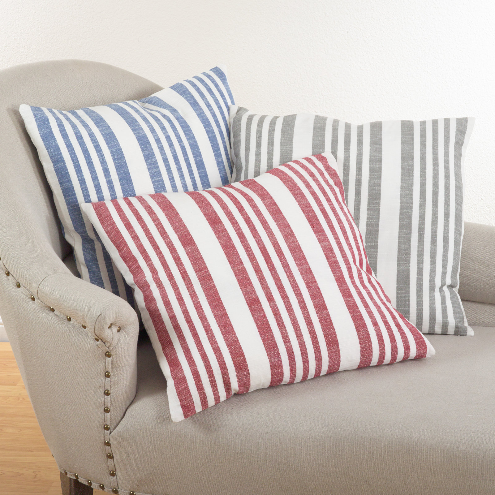 Elwen 20" x 20" Cotton Pillow Cover & Insert, Gray