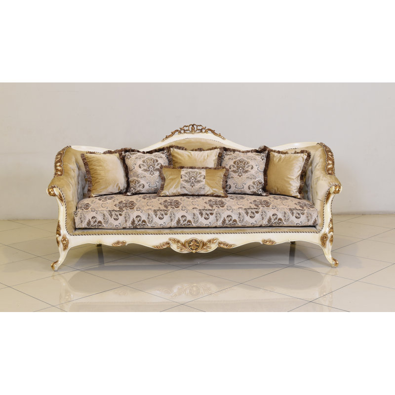 Meghan Sofa