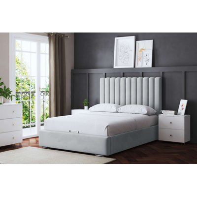  Panel Bed with Headboard