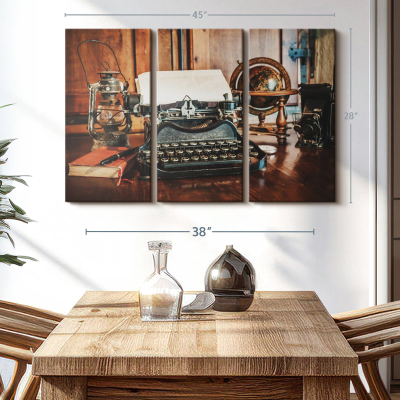 «Antiques», 3 pièces, H 28 po x l 45 po