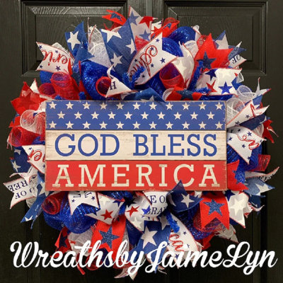 Couronne de porte God Bless America