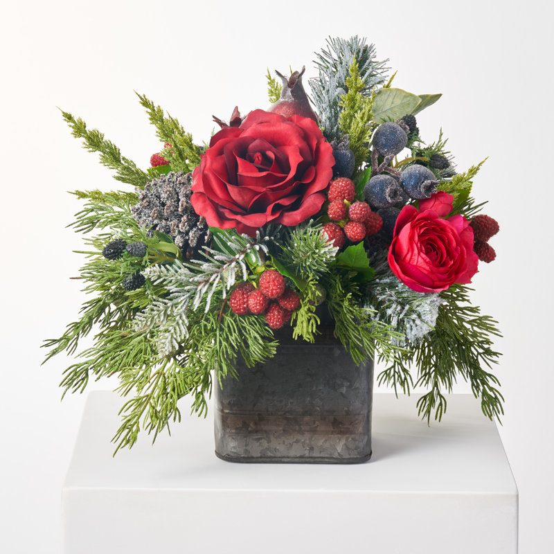 Arrangement floral de roses en pot
