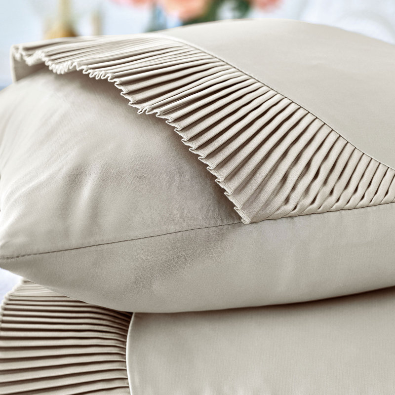 Romilly Square Pillow Cover & Insert
