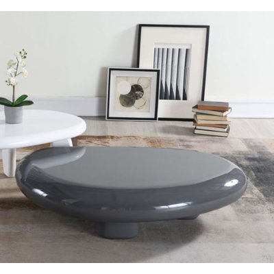 Table basse grise ultrabrillante
