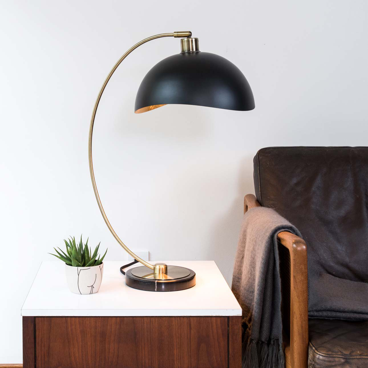 Luna Bella Marble Lamp, Black, Weathered Brass