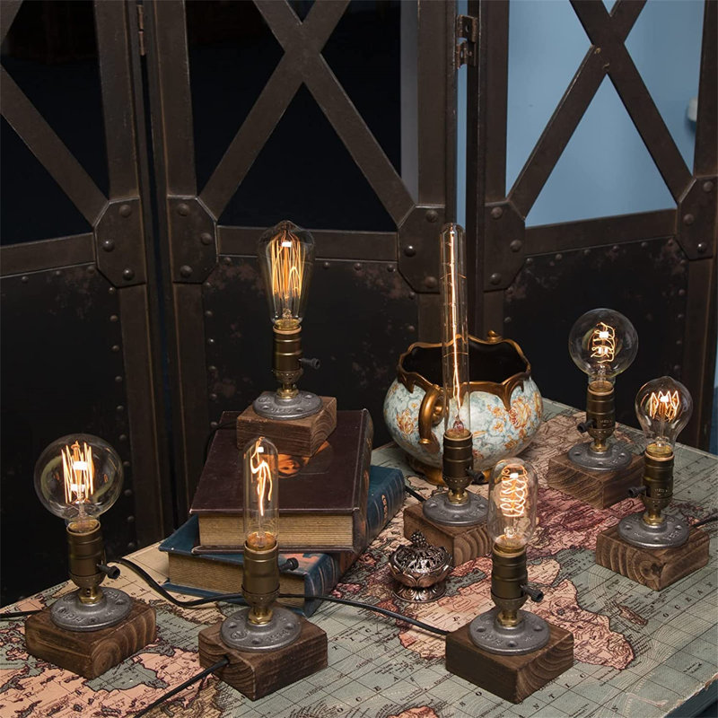 Hoehne Desk Lamp