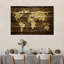 Impression sur toile carte du monde en bois foncé-476505348