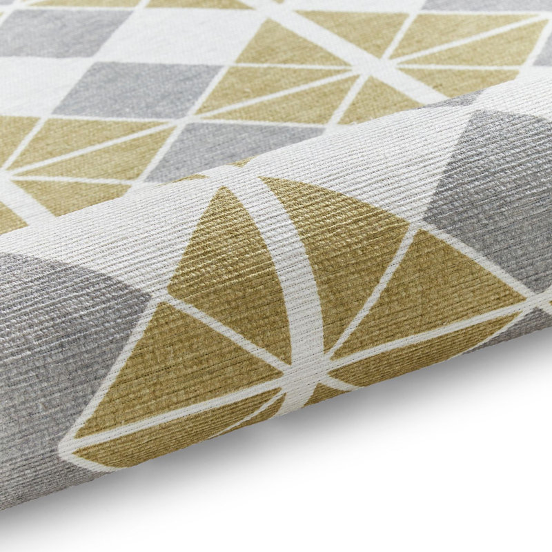 Victoria Machine Woven Area Rug, Runner 2' x 5'6"