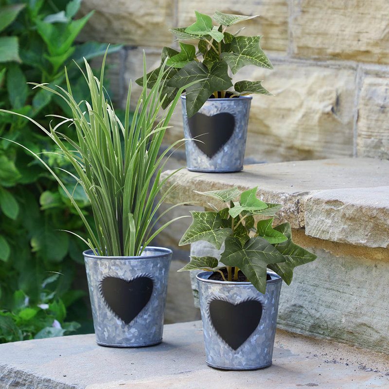 Coddington Metal Pot Planter