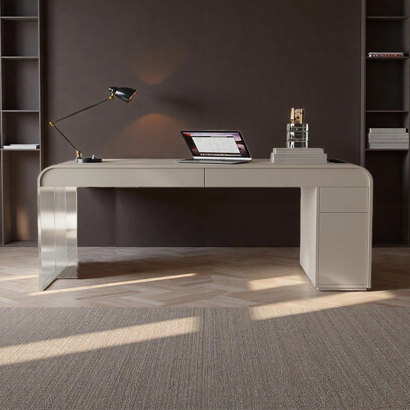 Claude, H 29,53 po x l 70,87 po x P 25,59 po