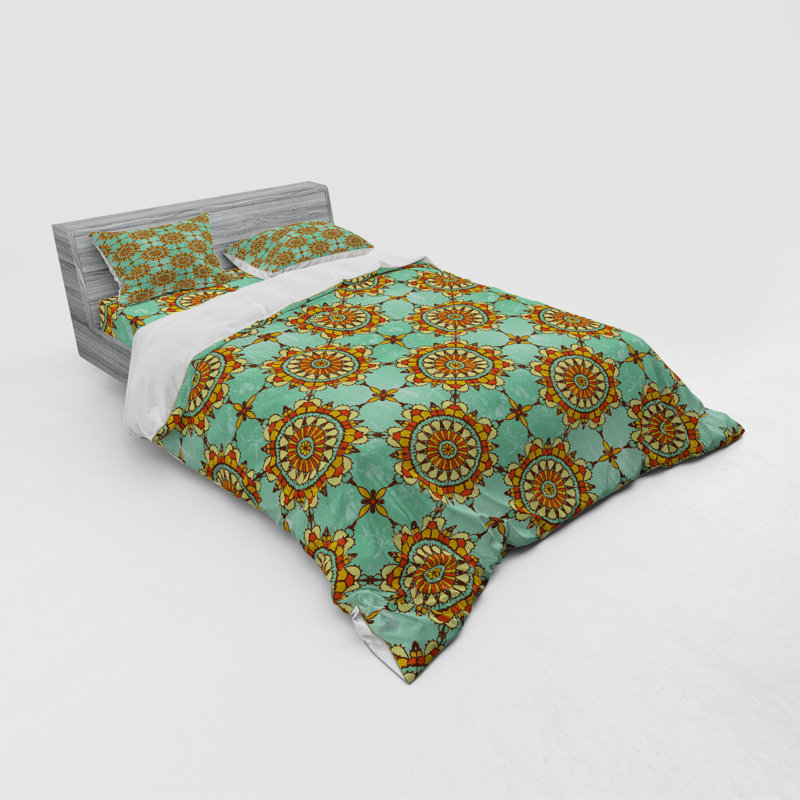 Eclectic Polyester Geometric Shapes Duvet Cover, Queen Duvet Cover + 3 Additional Pieces