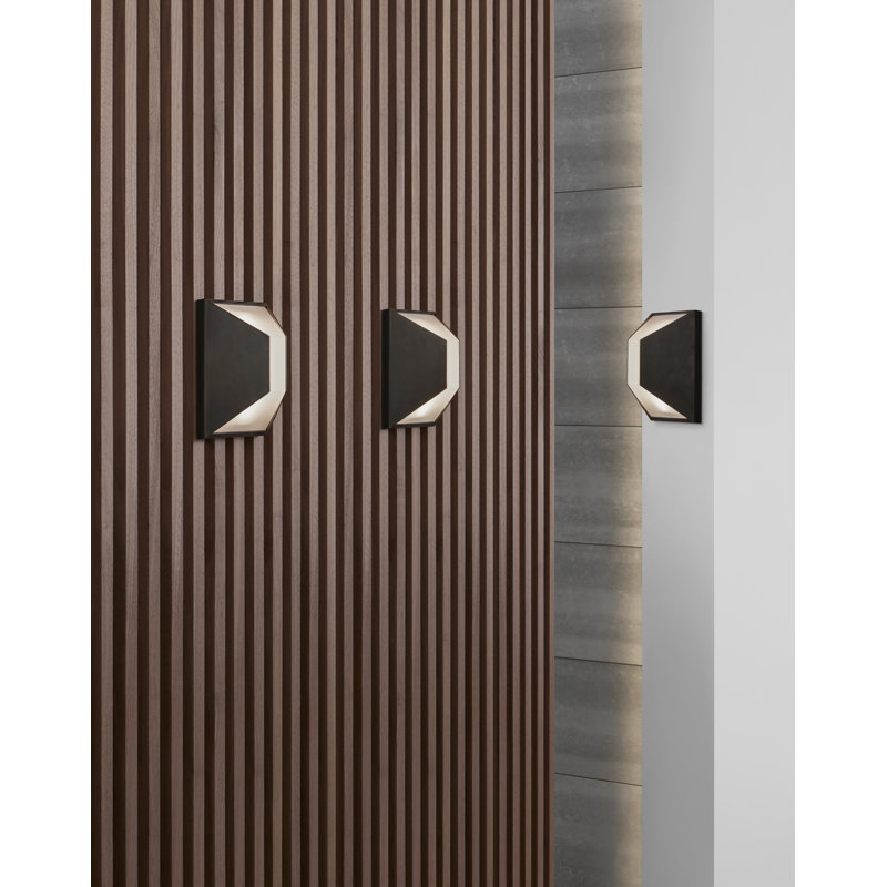 Kelly Wearstler Stretto Small Sconce, Bronze