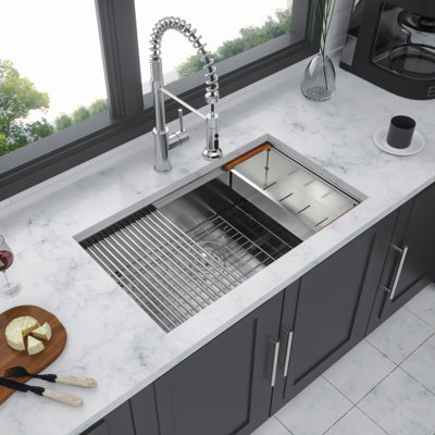 Évier de cuisine à simple cuve encastrable pour poste de travail encastrable 33 po x 19 po x 10 po 16 po