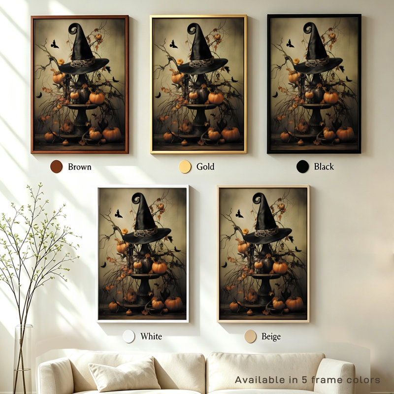 Chapeau de sorcière d'Halloween sur un présentoir à étages avec citrouilles, tableau sur toile encadré, cadre beige, 50 x 75 cm