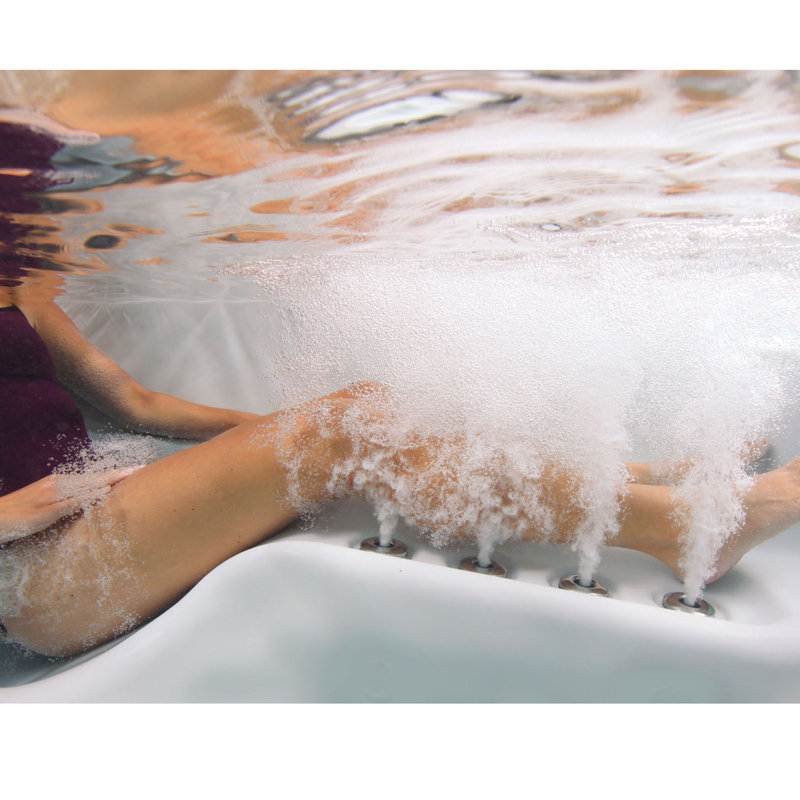 Aqualife Select Series® 6-Person 100-Jet Acrylic Lounger Hot Tub With Ozonator And Steps